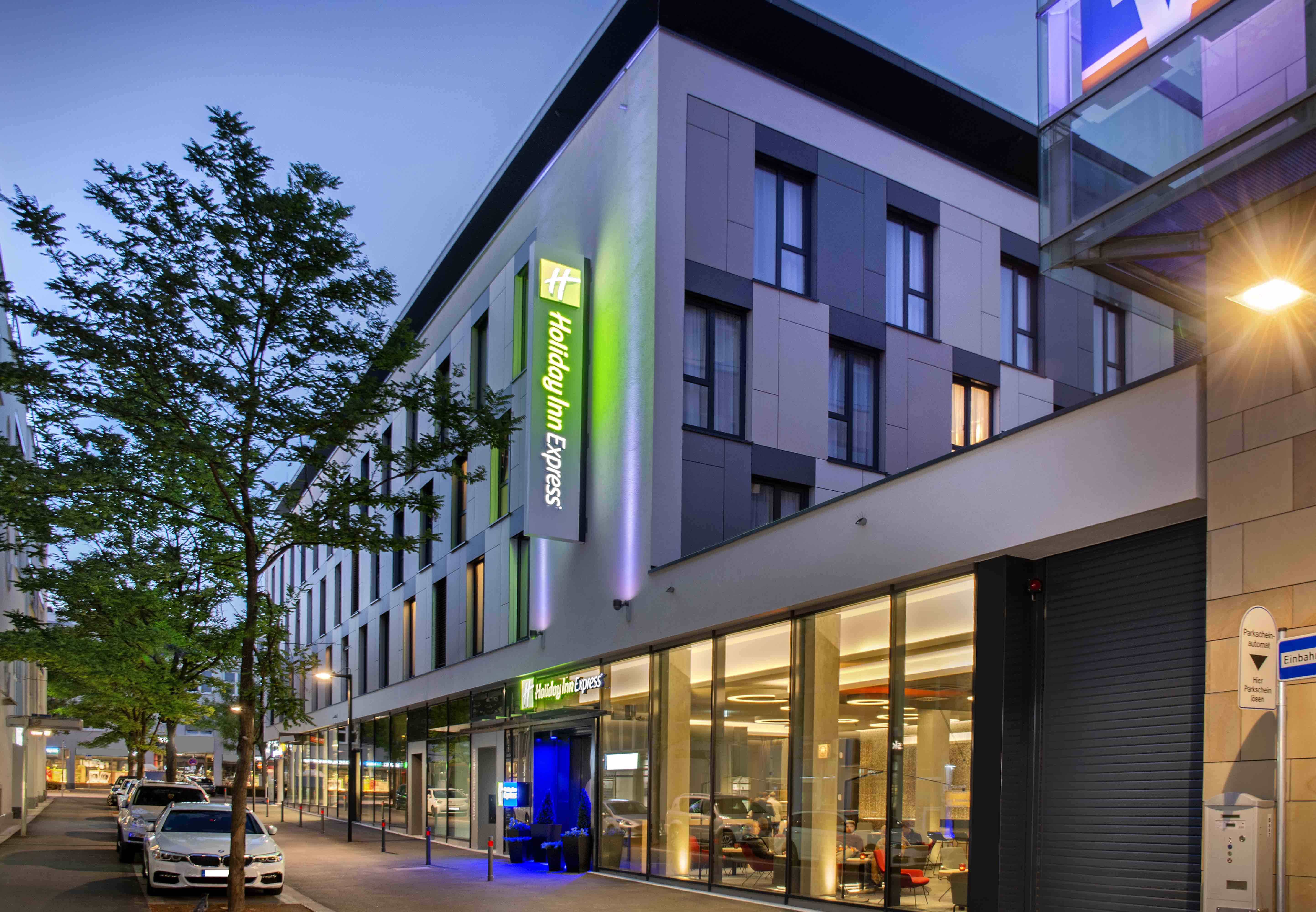 Holiday Inn Express Stuttgart Airport Park Sleep And Fly sierrahotels.com